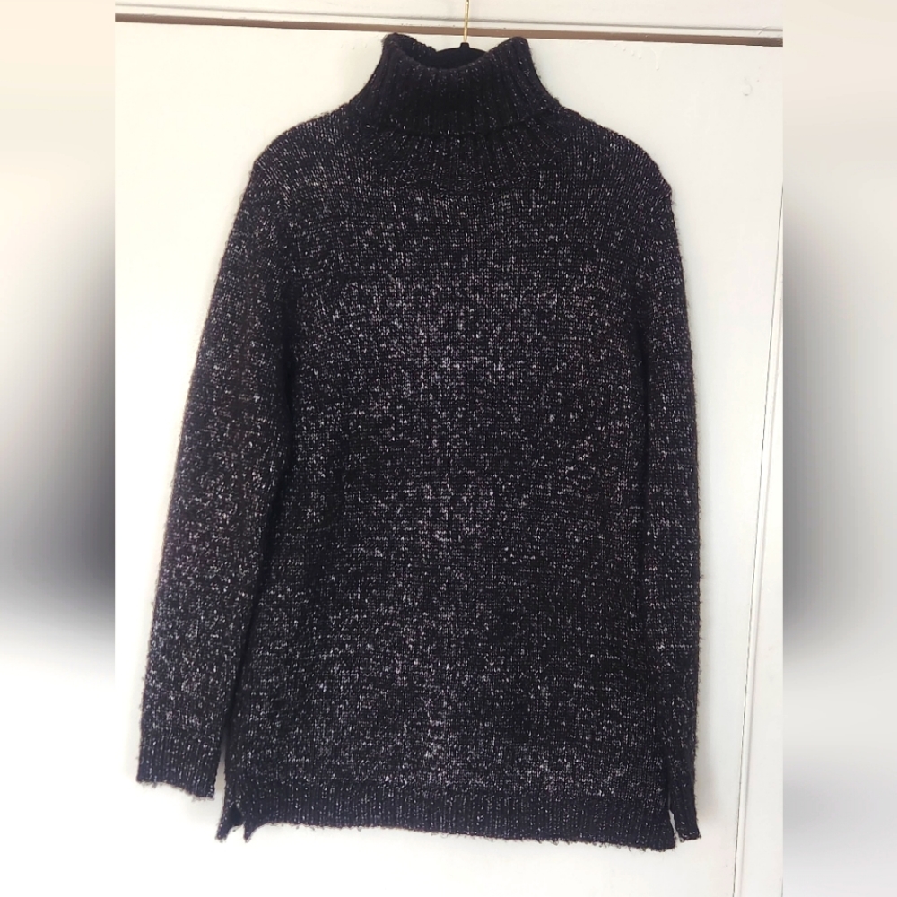 Joe Fresh black long turtleneck sweater size medium